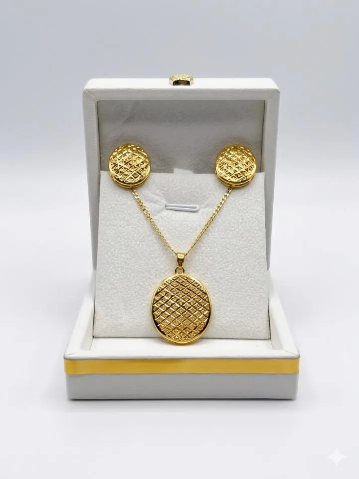 Ensemble Bijoux Dorés avec Gravure Géométrique