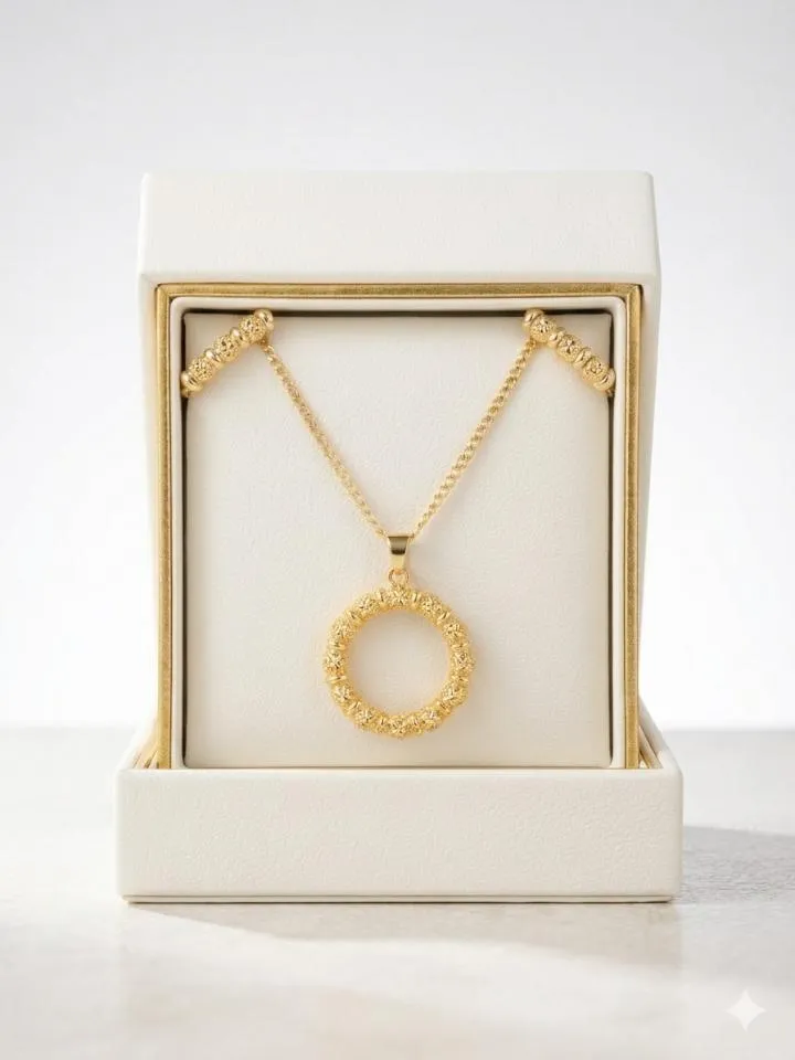 Collier Pendentif Cercle Ciselé "Éclat d'Or