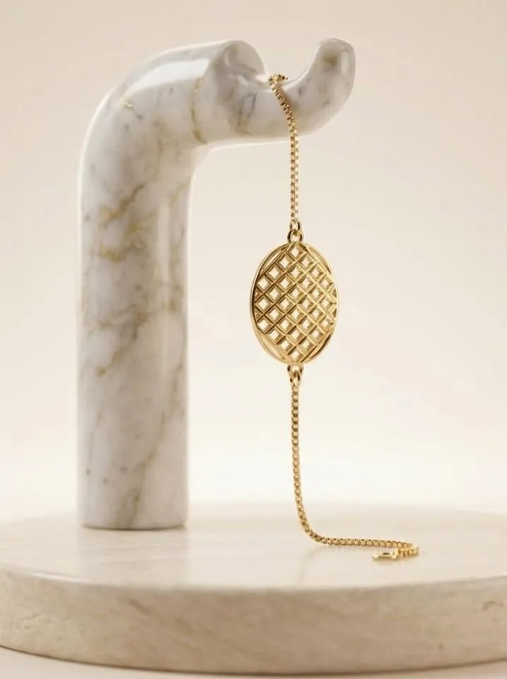 Bracelet Pendentif Ovale Ajouré ajustable